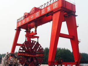 盾構(gòu)門(mén)式起重機(jī)